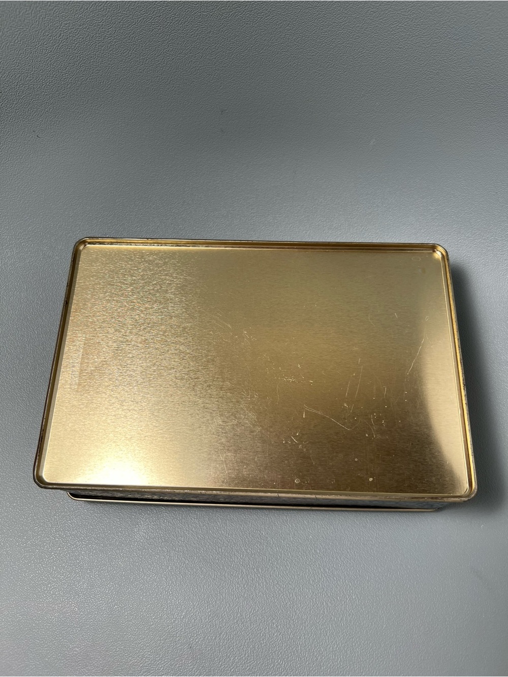 Floral Tin Container - Picture 8 of 8